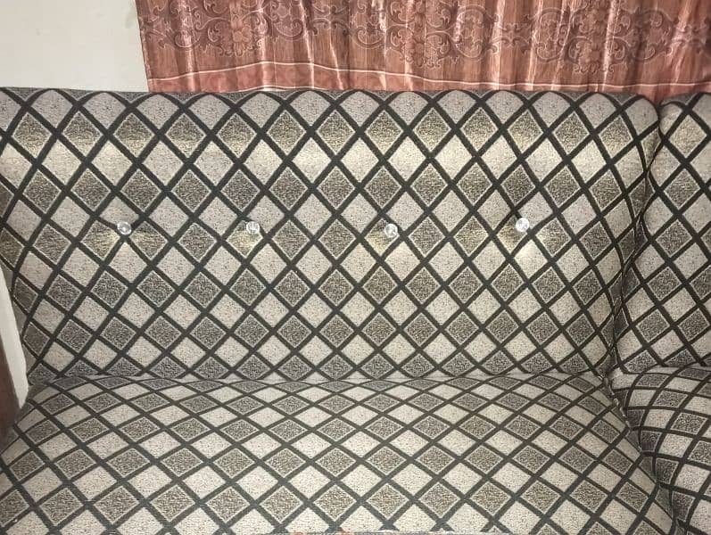 sofa set in good condition 1