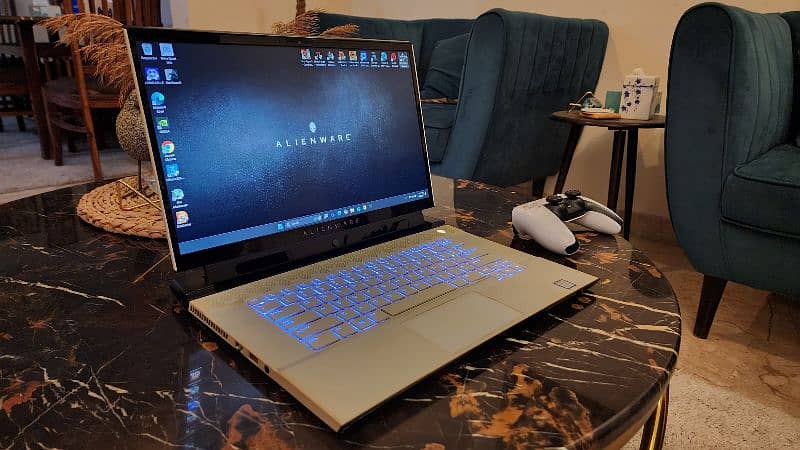 Alienware M15 r2 gaming laptop RTX2060 3