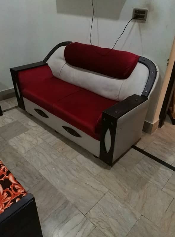 7 seater sofa used 2