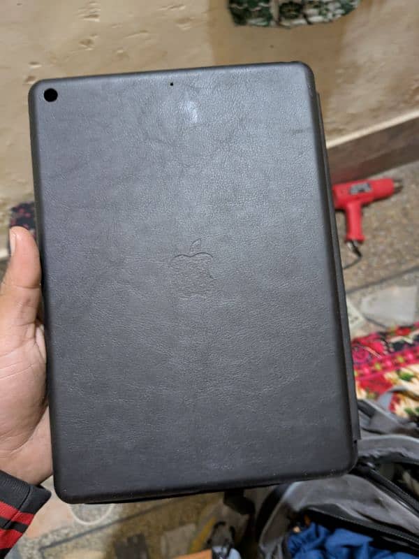 IPad 6,7,8 Cover 1