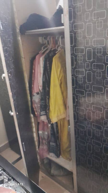 wardrobes almari  for sale 1