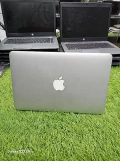 Apple Macbook Air 2015 I7 windwos 10 8gb 128 Ultra ( USA IMPORT)