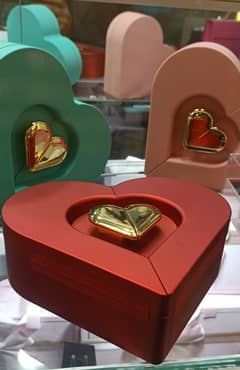 New Heart Shape Jewellery Box