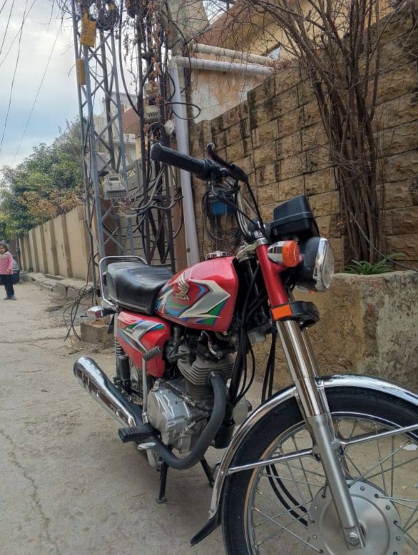 Honda CG 125 - Outstanding Condition, Ready to Ride! 6