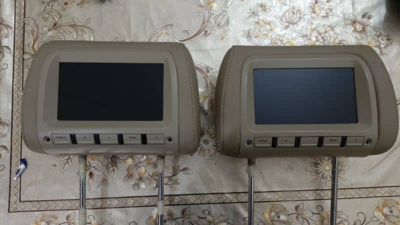 head rest LCD slightly used. 1