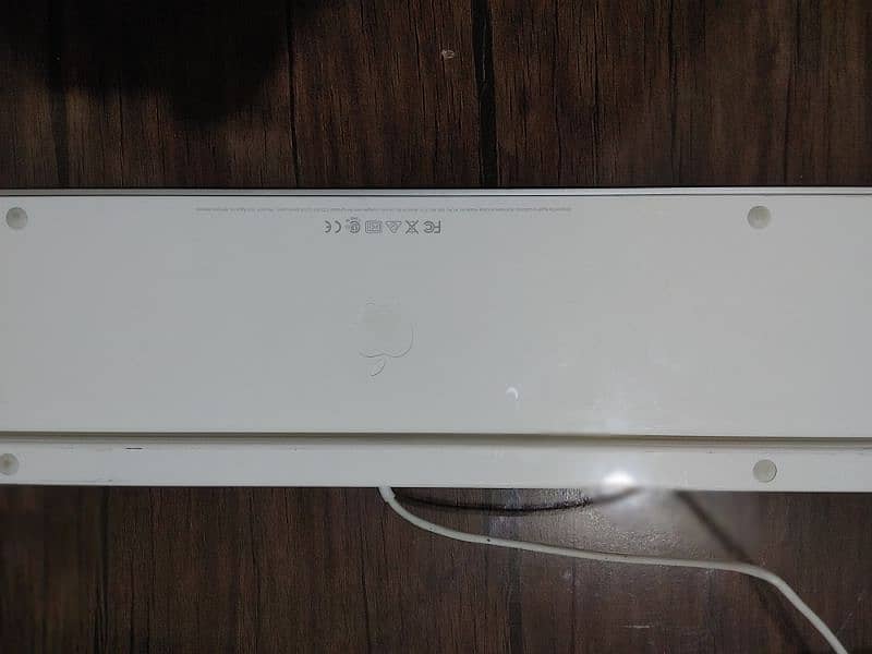 Apple wired keyboard 2