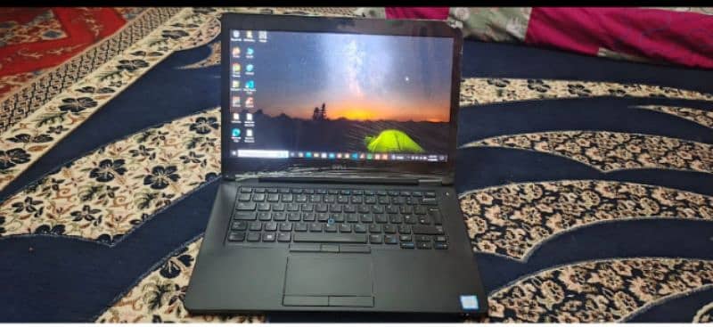 Dell Latitude model e5470 condition 10/10 like new 0