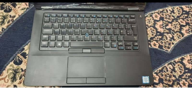 Dell Latitude model e5470 condition 10/10 like new 1