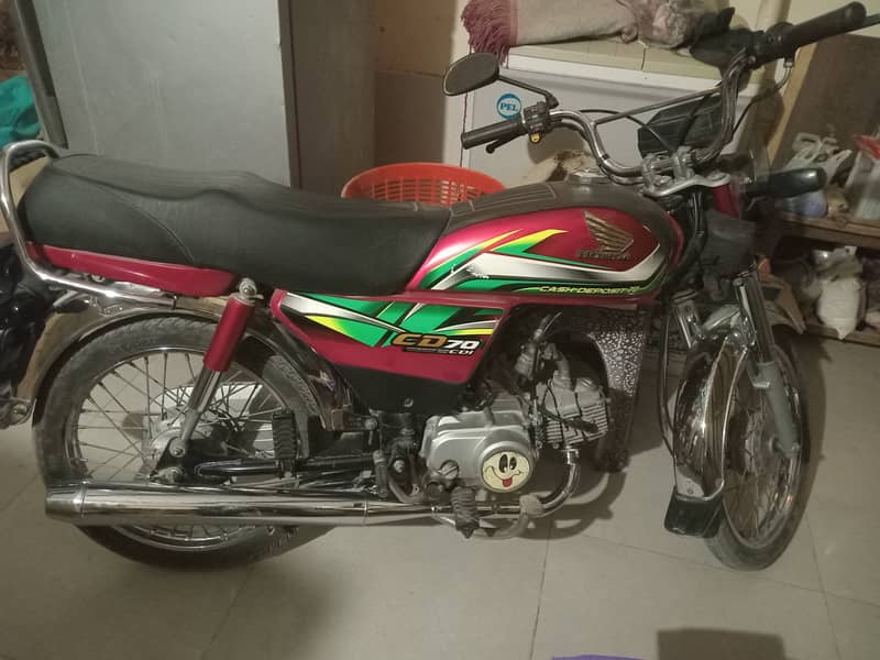 honda cd 70 new bike 6500km used original lahore registered 0