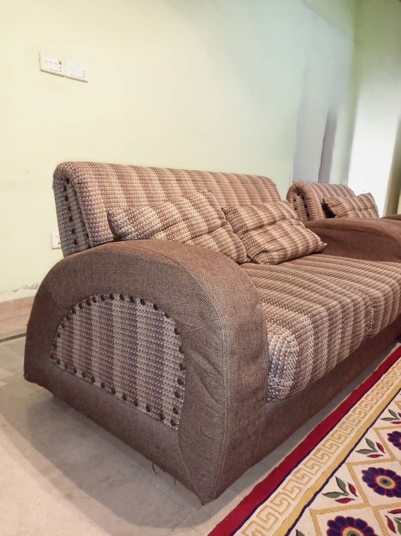 7-seater sofa set (10 Yrs moltyfoam warranty) 2