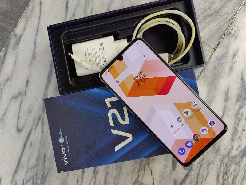 Vivo v21 8gb 128gb box charger condition 100 1