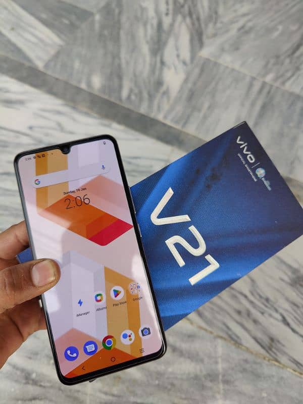 Vivo v21 8gb 128gb box charger condition 100 3