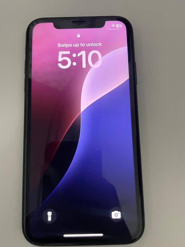 i phone XR 128 gb 8