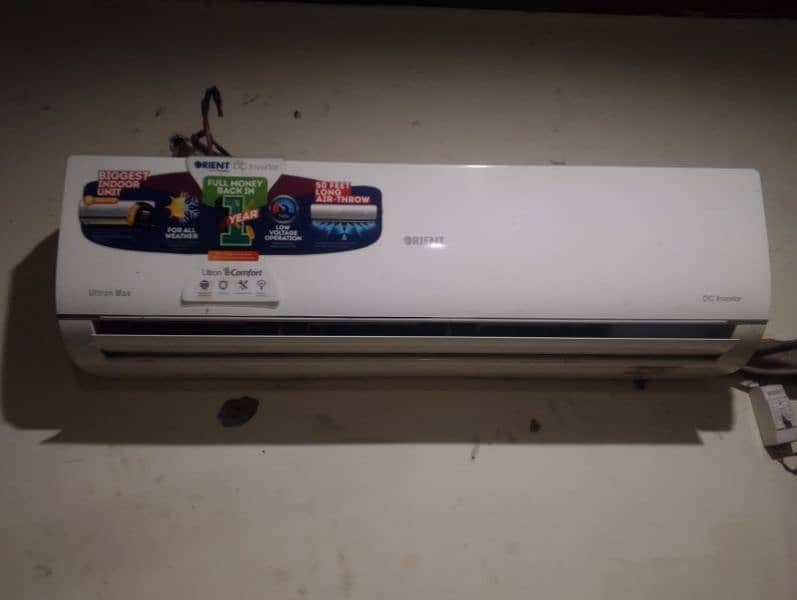 orient 1.5 ton AC inverter 10/10 condition 1