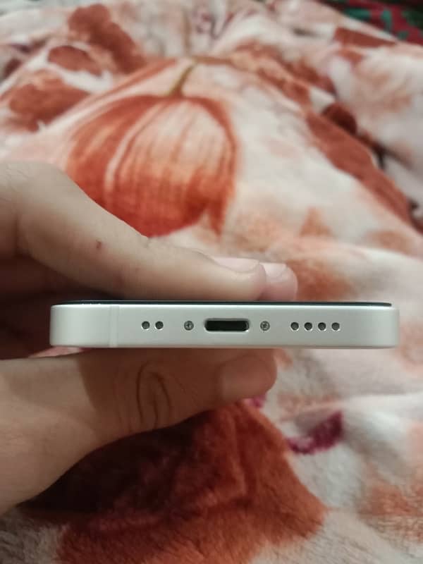 iphone 12 mini 3