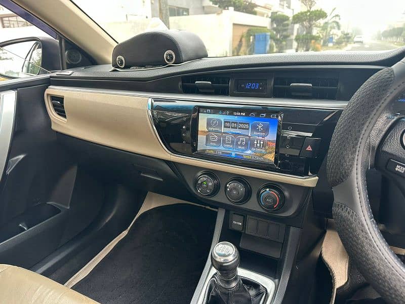 Toyota Altis Grande 2015 4