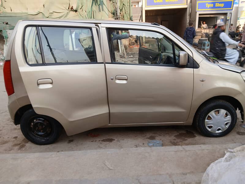 Suzuki Wagon R 2017 4