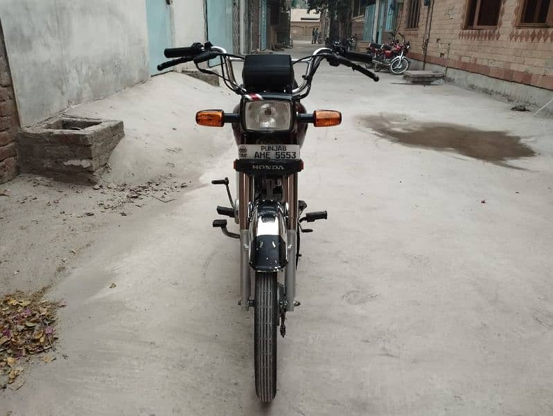 Honda CD 70 2022 model 4