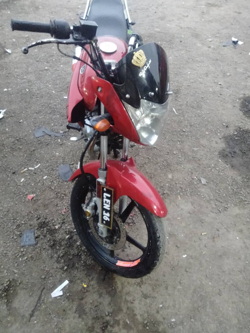 Yamaha YBR 125 2015 7