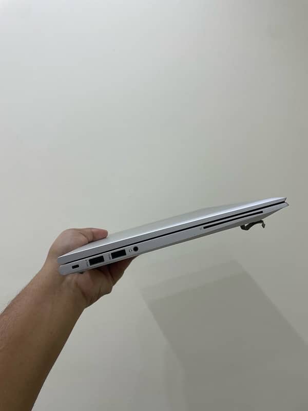 HP Elitebook 840 G8 1