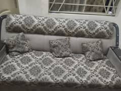 urgent sale five seater sofa set