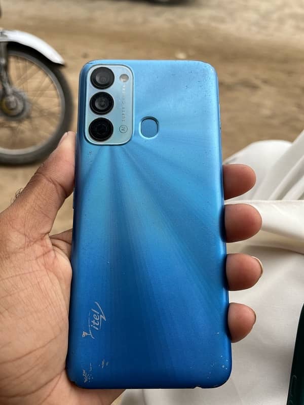 itel vison 3 2