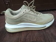 NIKE AIR SHOES BRAND NEW LATEST EDITION