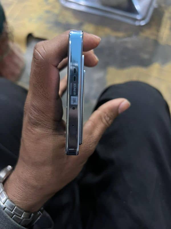 Infinix Gt 20 pro  sale urgent 4