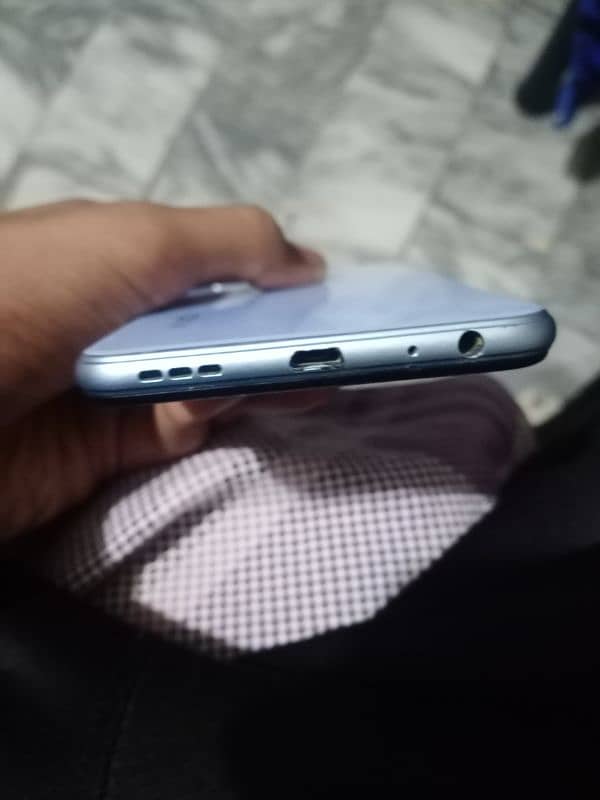 vivo y12s 3