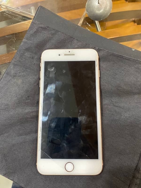 iPhone 8plus rose gold (pta approved ) 3