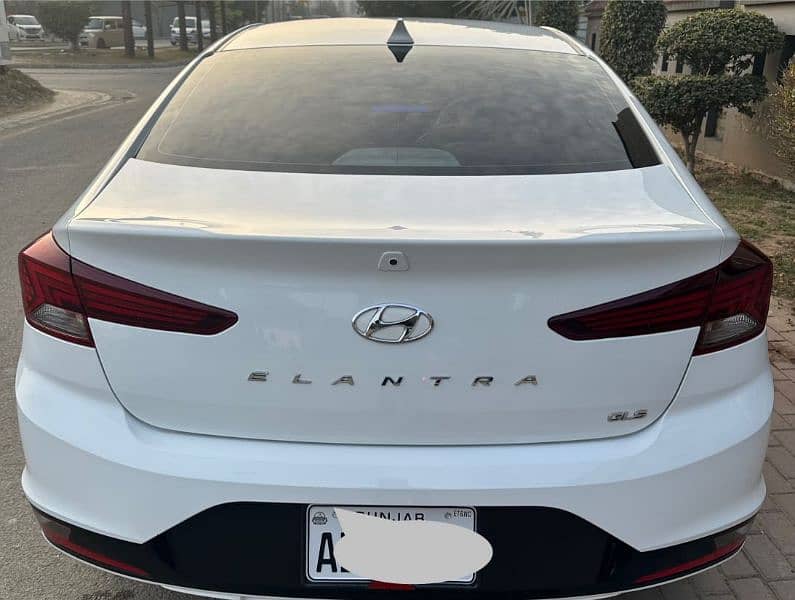 Hyundai Elantra model 2021 100% original 10