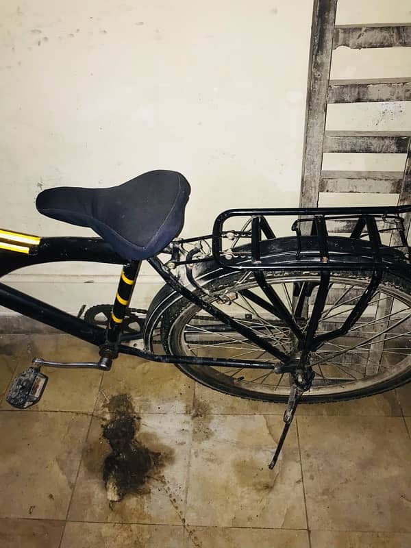 Second Hand Bicycle For Sale Contact Please Wathsapp on 03127130628 2