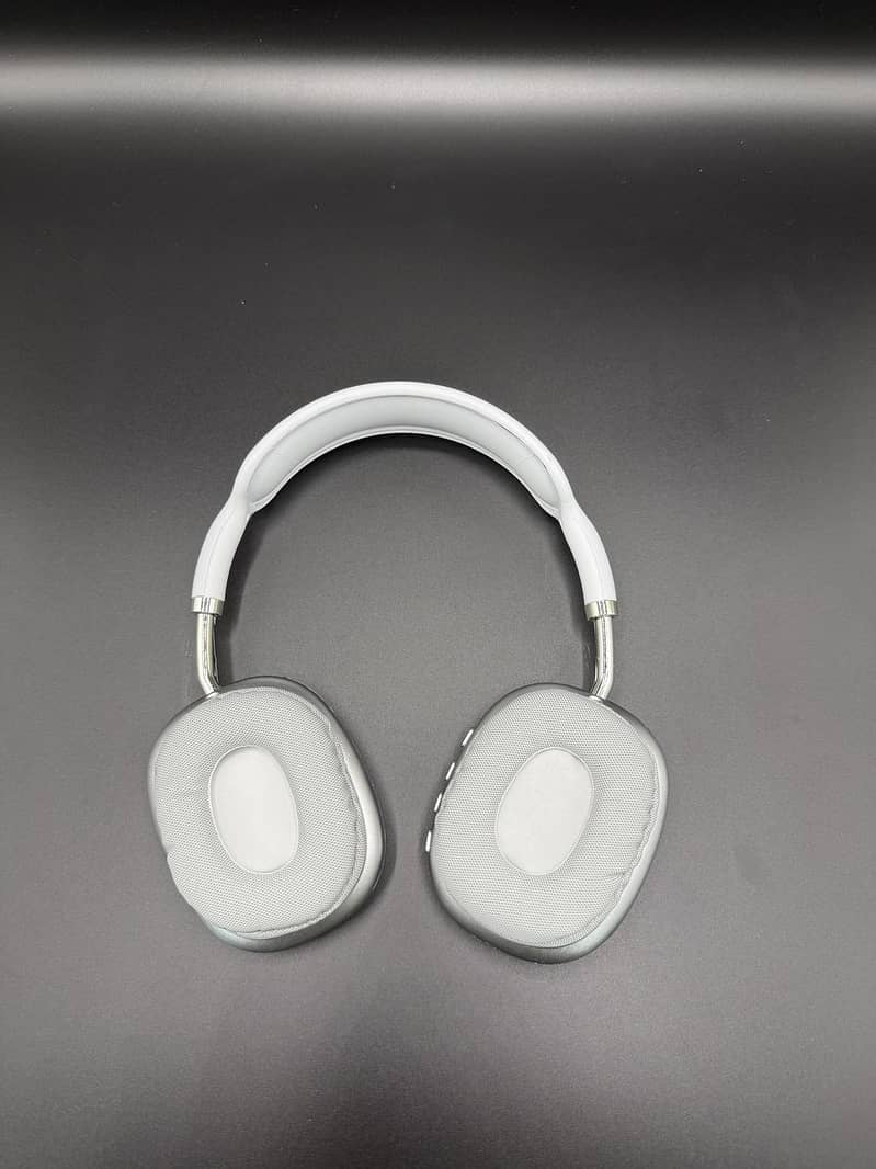 P9-headphones designed for all day comfort 4