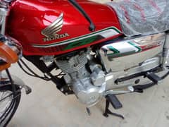 Honda 125 Karachi number 22 modil