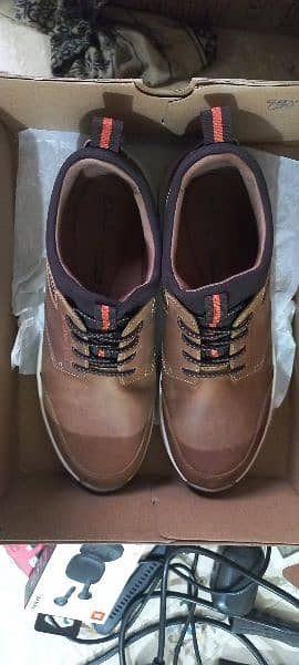 Shoes Clarks UK Mens Motion Trek EZ Dark Tan Leather 1