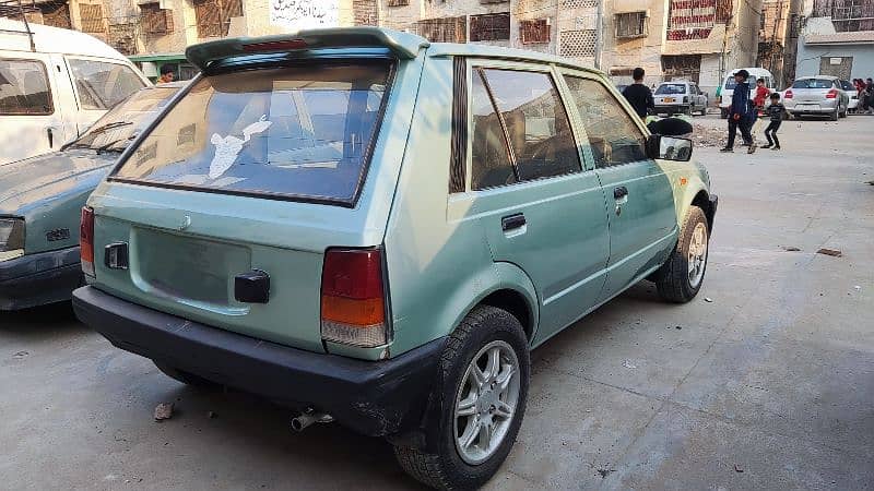 Daihatsu Charade 1986 4