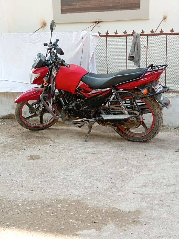 gr150 Suzuki 2020 8