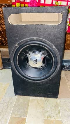 jbl subwoofer with box and 4000wal 4 channal amplifier .