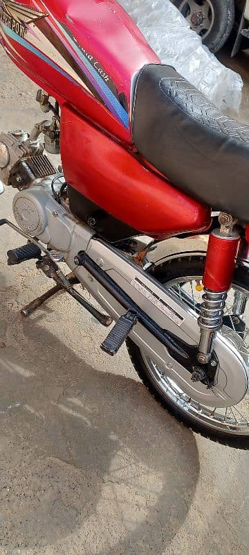 Full new condition bike kohi kam nhi hy. 11