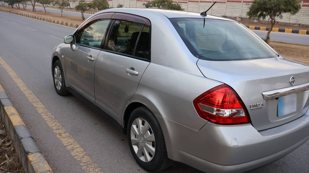 Nissan Tiida 2007 6