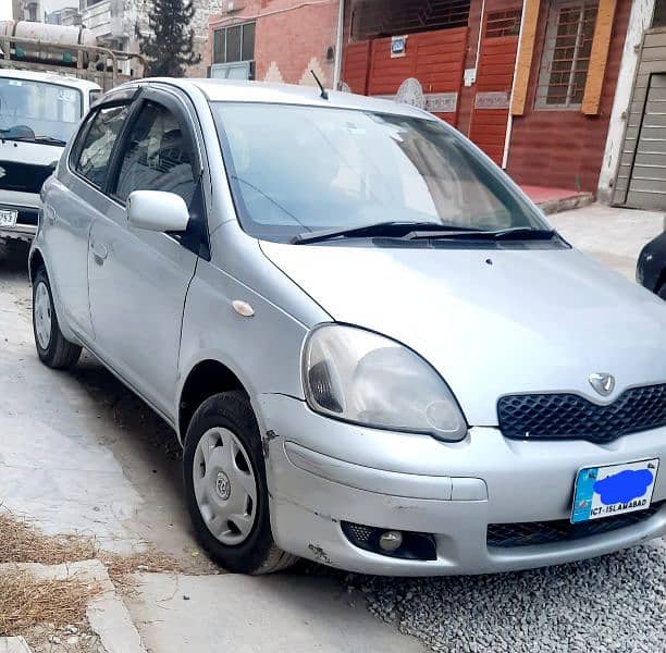 Toyota Vitz 2002 urgent Sale 1