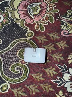 apple iPhone 20watt adapter