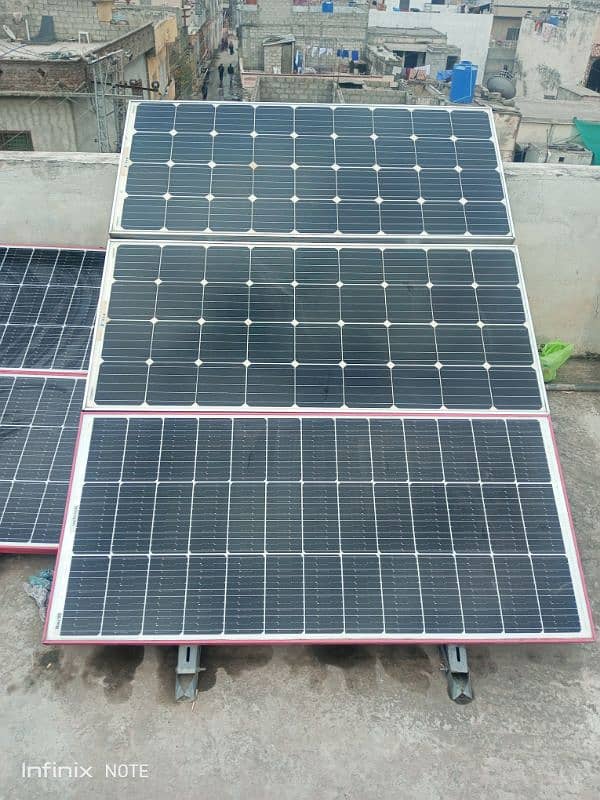 solar plates 180 watt just new condition with stand with controller 1