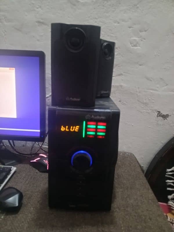 BT-Max 550 Speaker 0