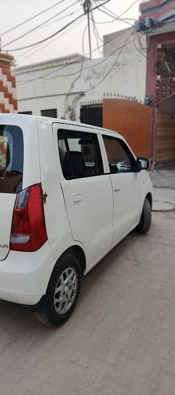 Suzuki Wagon R 2018 5