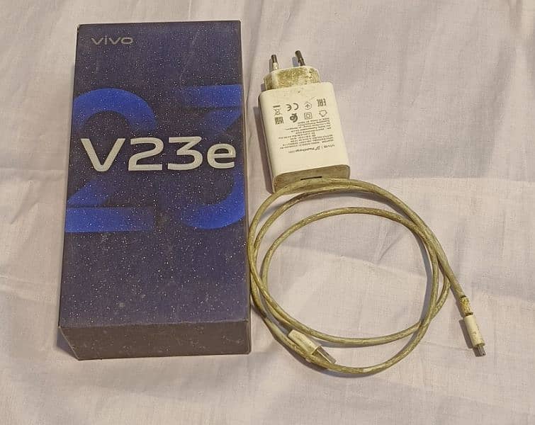 Vivo v23e 8/128 4