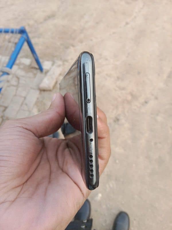 Xiaomi Poco F3 1