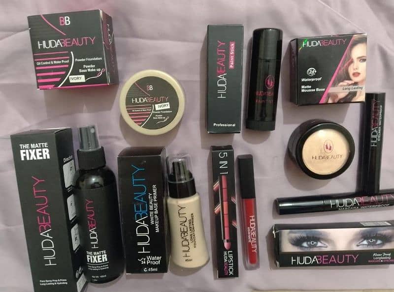 9 in 1 Makeup Deal 1