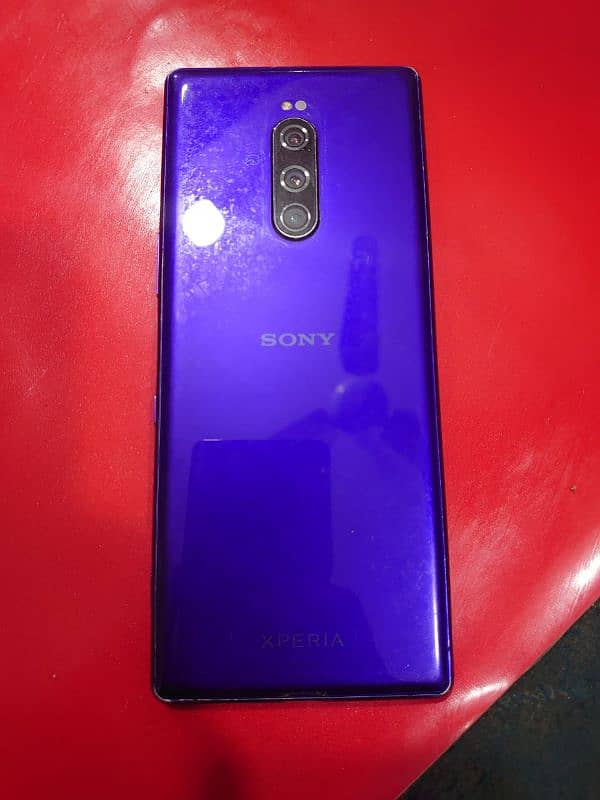 Sony Xperia 1 0