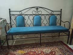 5 Seaters Iron Sofa Set Molty Foam Cushions WhatAp or Call 0336283825